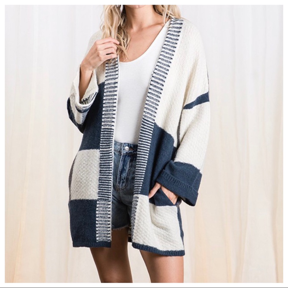 Boho Chic Color Block Knit Gorgeous Cardigan - Picture 3 of 4